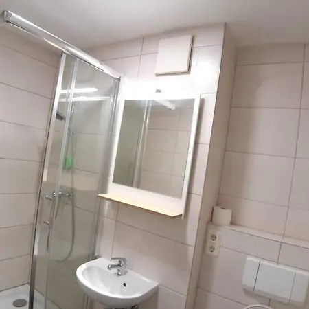 Lea Luxus-3-raum-wohnung Mit Tiefgarage Apartment